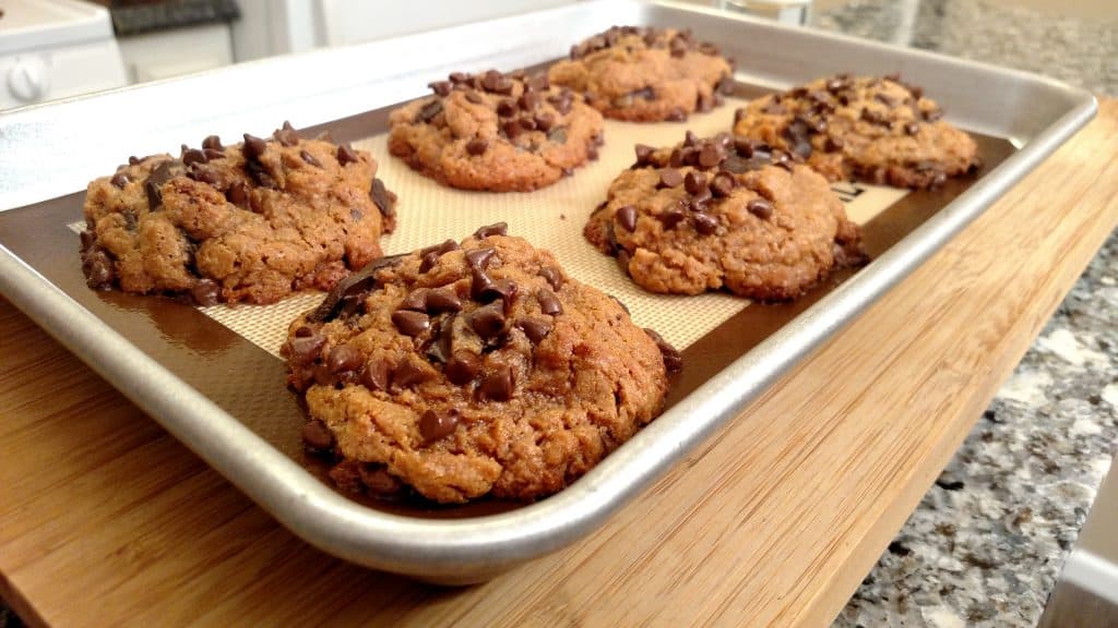 Gluten-Free Peanut Butter Chocolate Chunk Cookies // Tiny Kitchen Big Taste