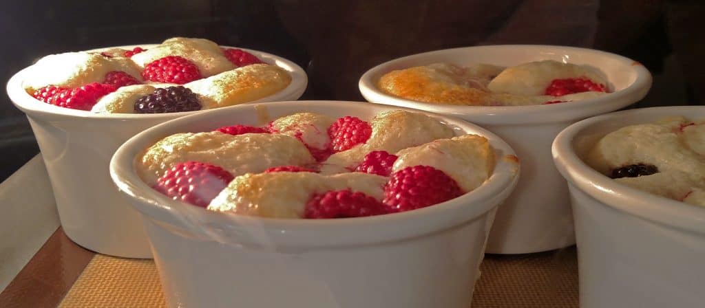 One Minute Cobbler // Tiny Kitchen Big Taste