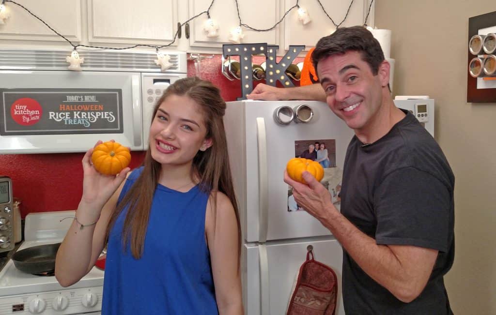 Pumpkin Rice Krispies Treats // Tiny Kitchen Big Taste