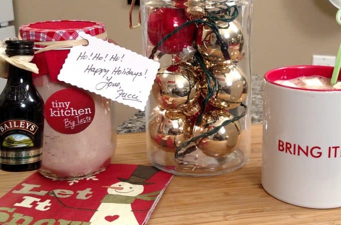 Homemade Hot Cocoa Mix // Tiny Kitchen Big Taste