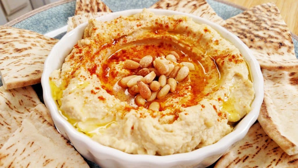 How to Make Hummus // Tiny Kitchen Big Taste