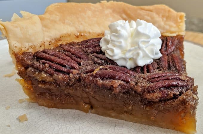 Pecan Pie // Tiny Kitchen Big Taste